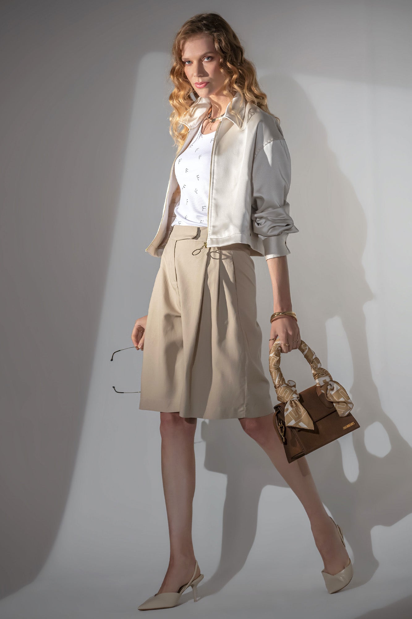 BERMUDA EN LIN ET VISCOSE