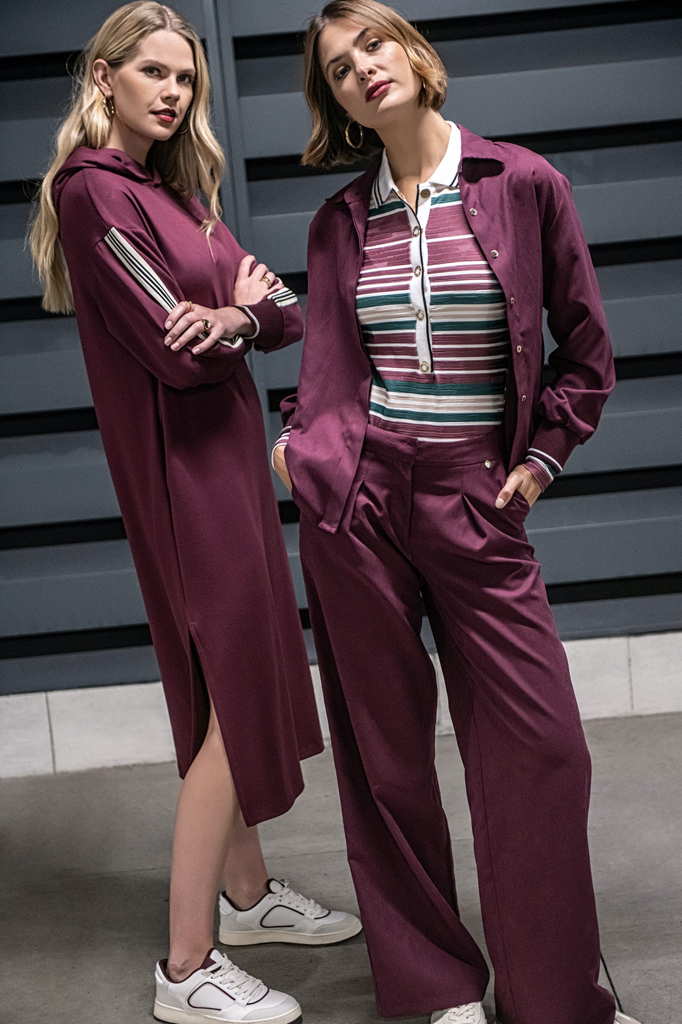 SWEAT-SHIRT À CAPUCHE