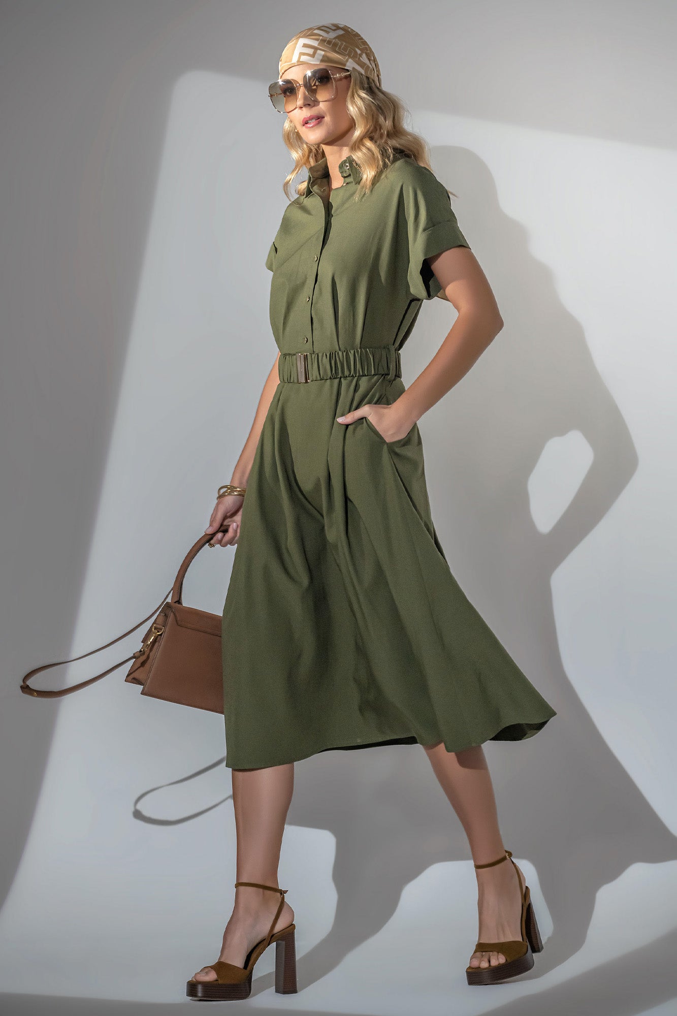 Robe en tissu militaire