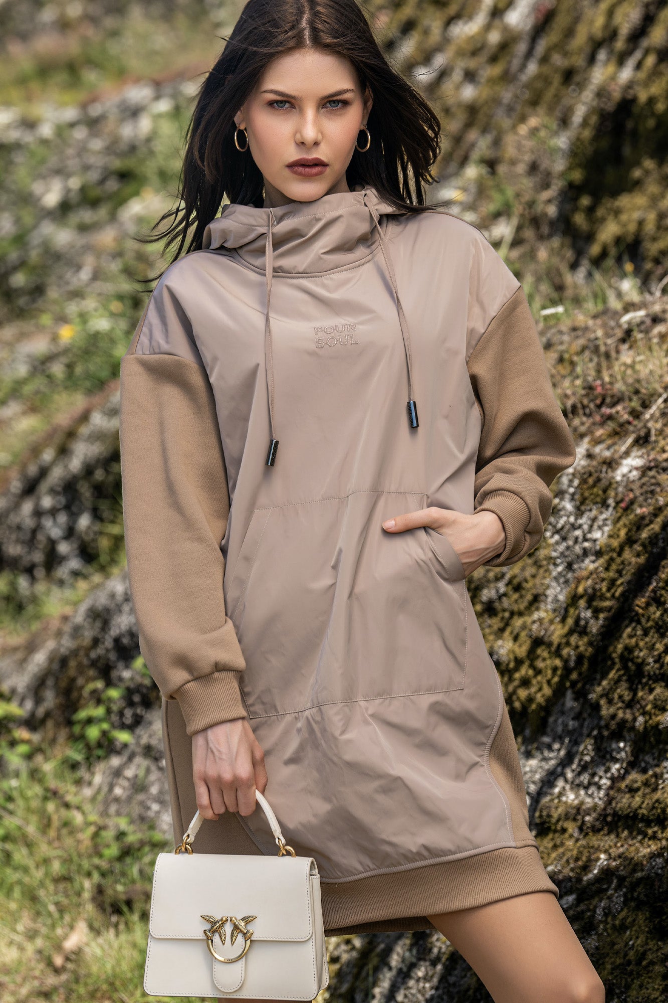 ROBE DE SOUS-VÊTEMENT
