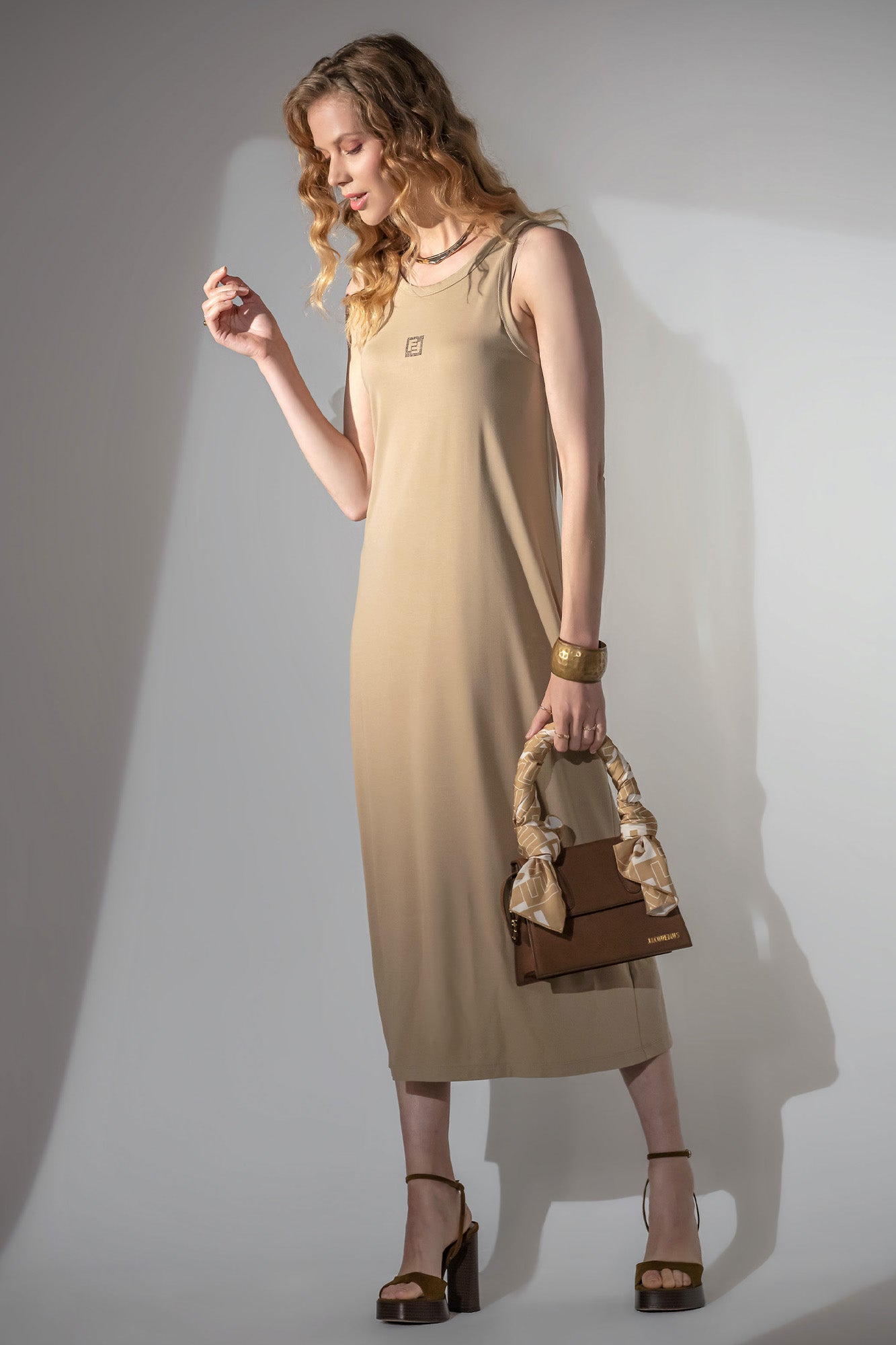 ROBE TUBE EN MAILLE