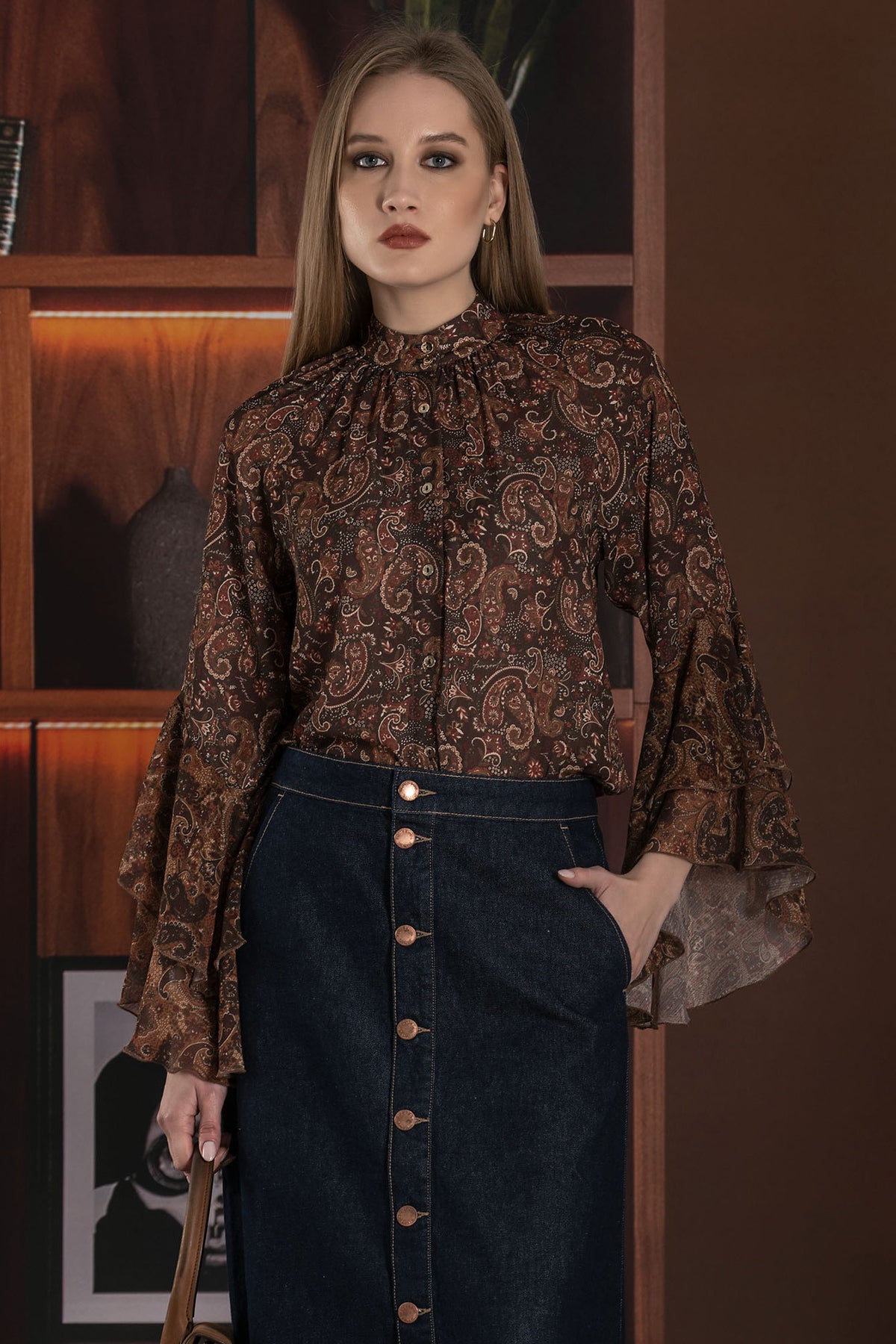FS26210441 BROWN