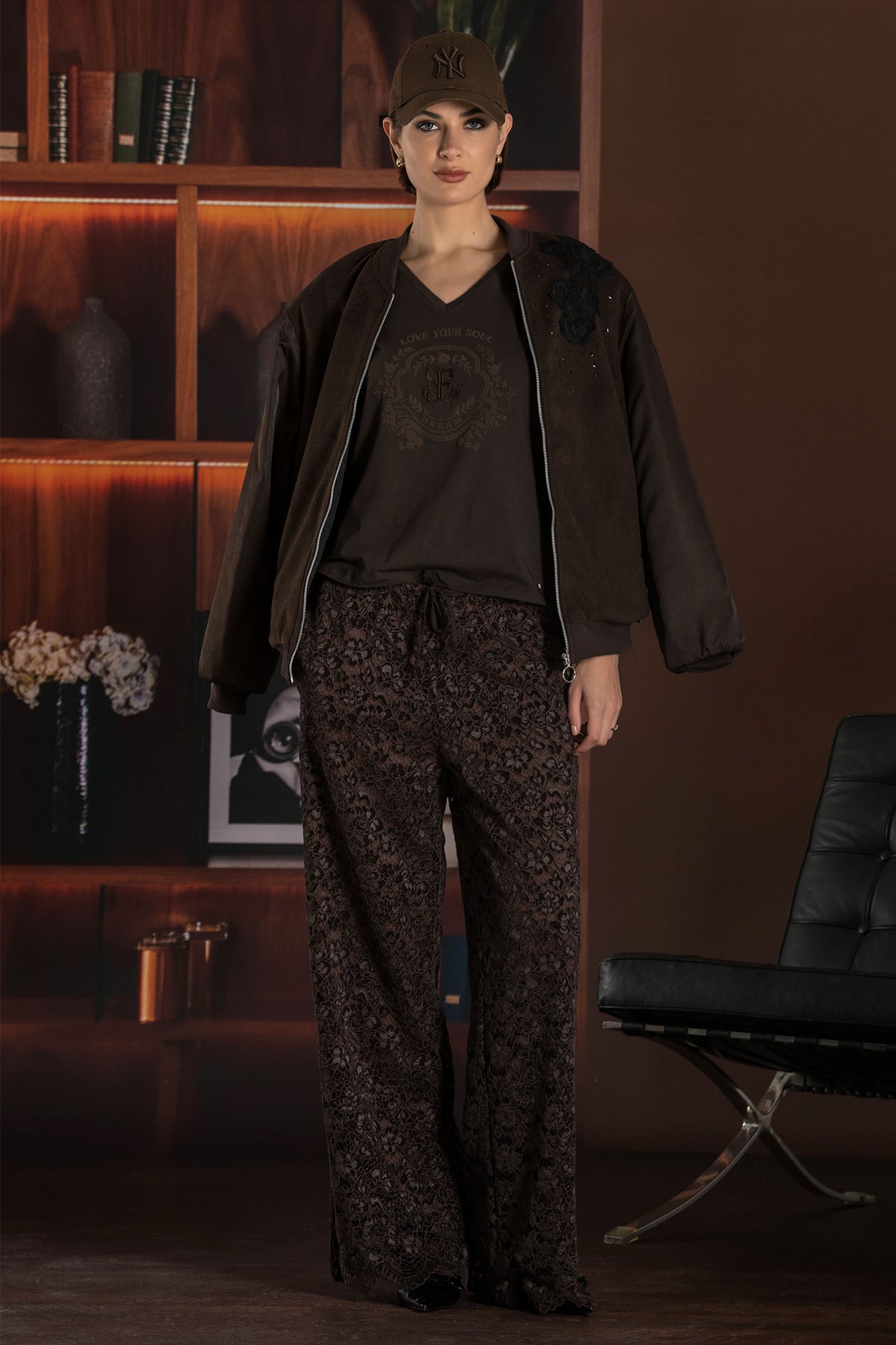 FS26230210 BROWN