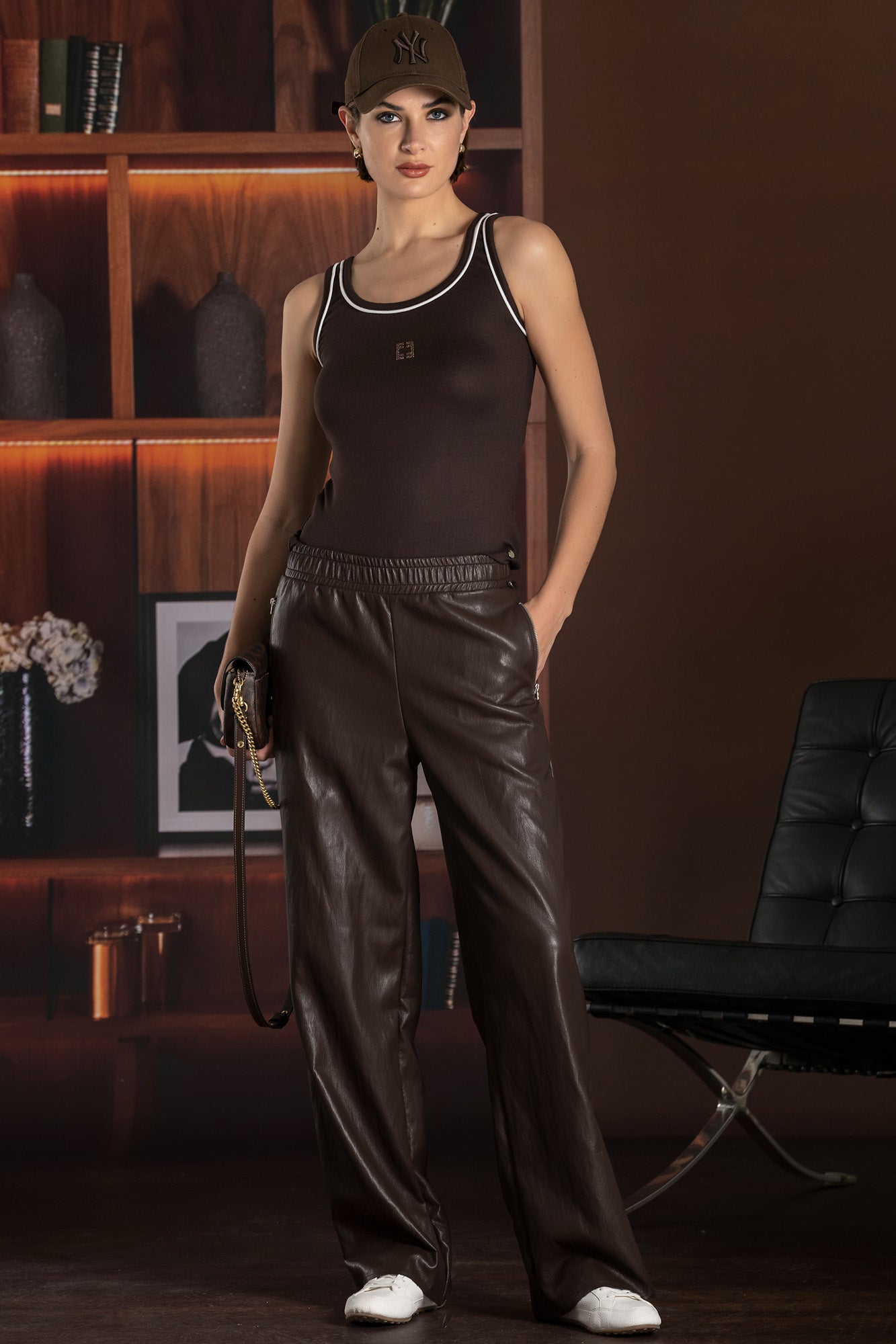 FS26230280 BROWN