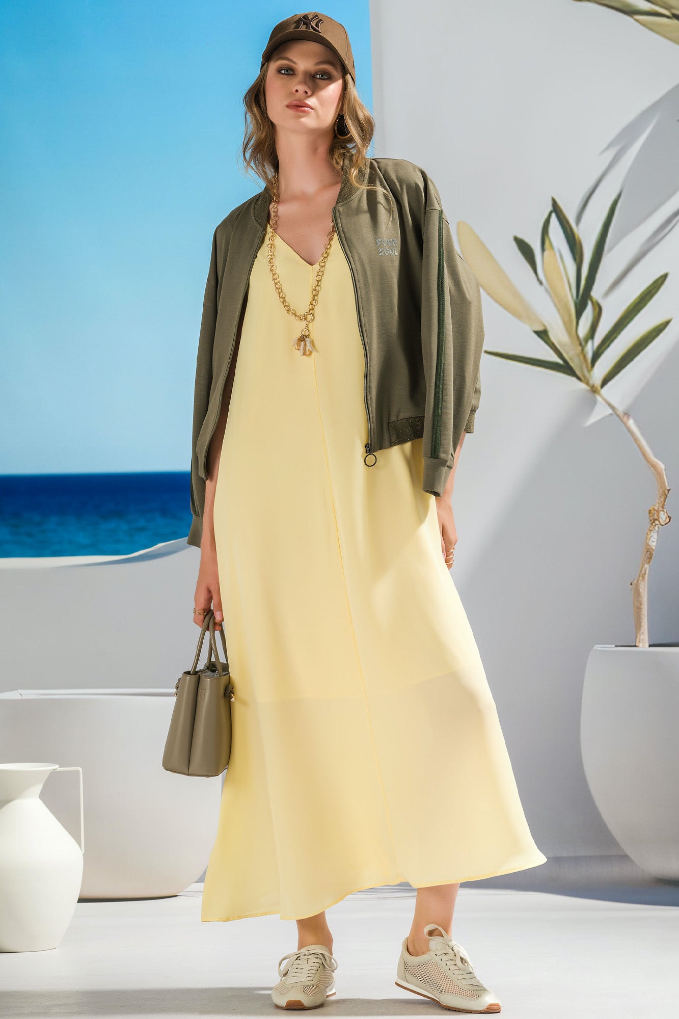 VESTIDO COM GEORGETTE