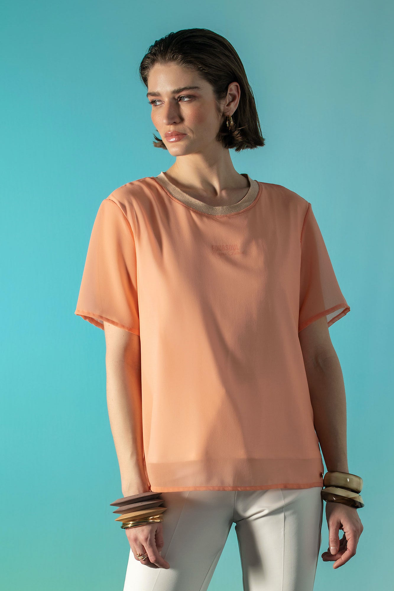 T-SHIRT MALHA COM TRANSPARENCIA