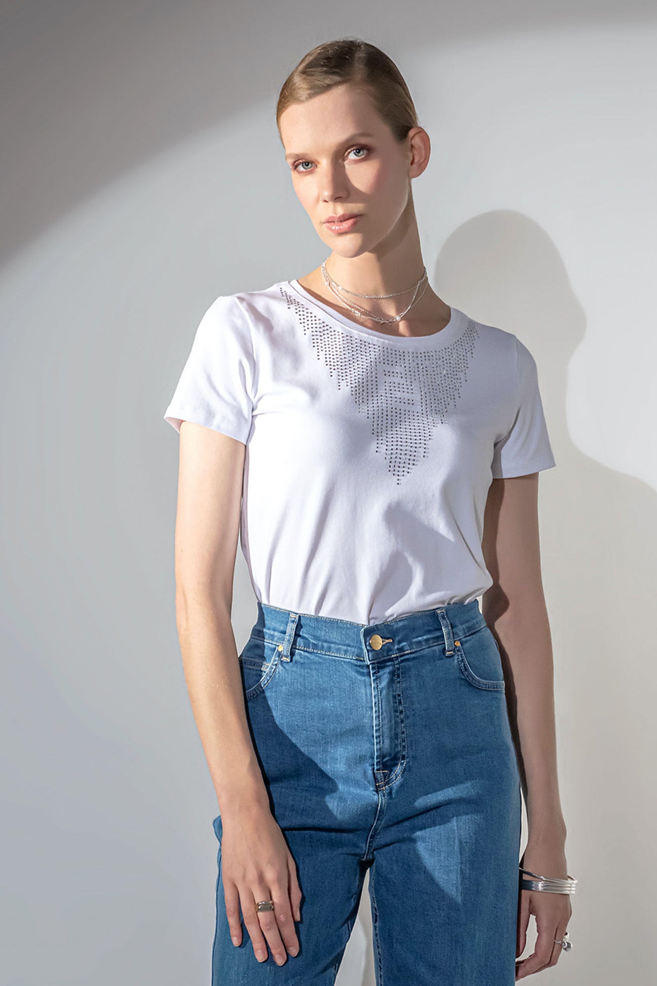 T-SHIRT MALHA LOGO