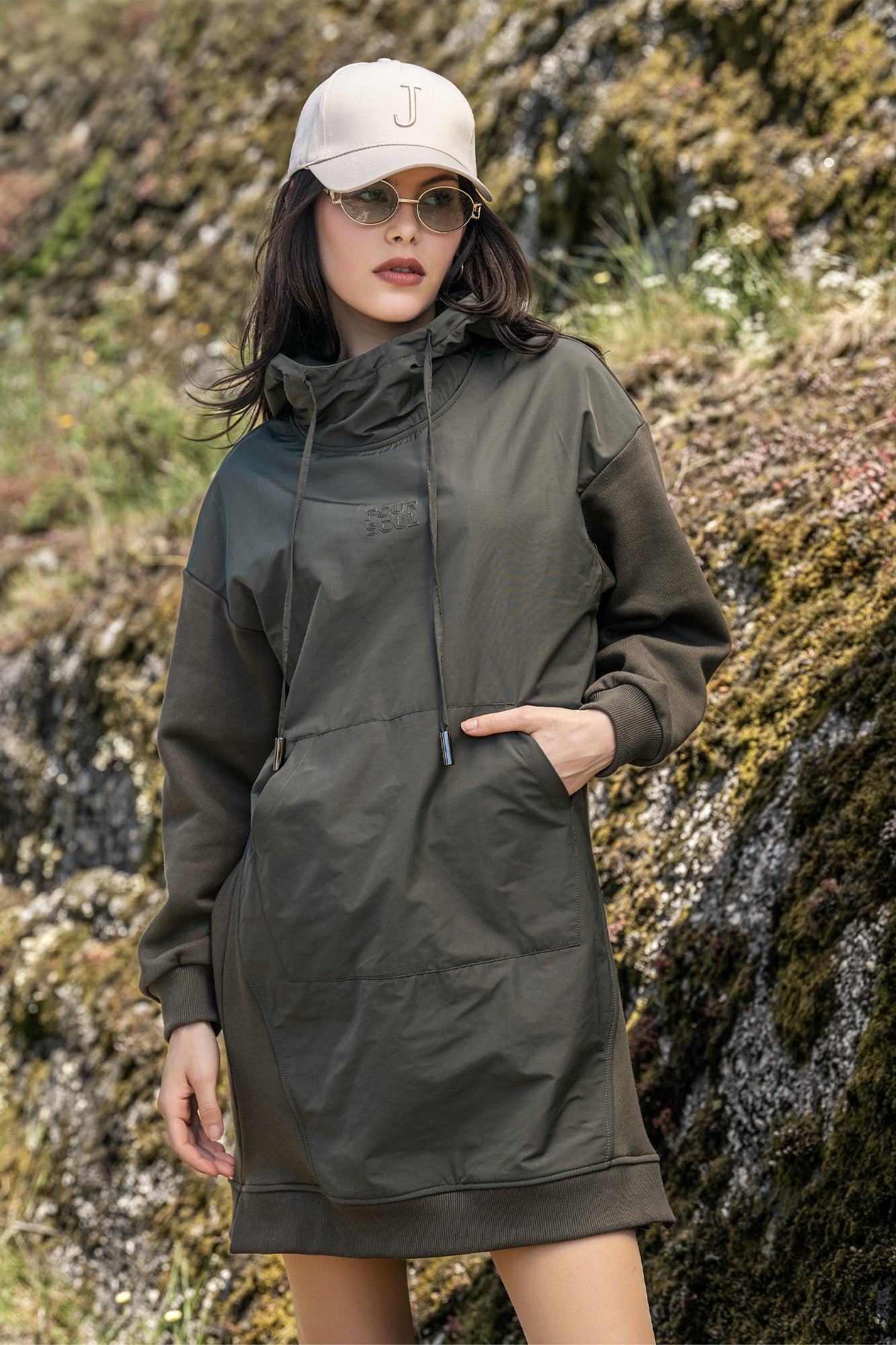 ROBE DE SOUS-VÊTEMENT