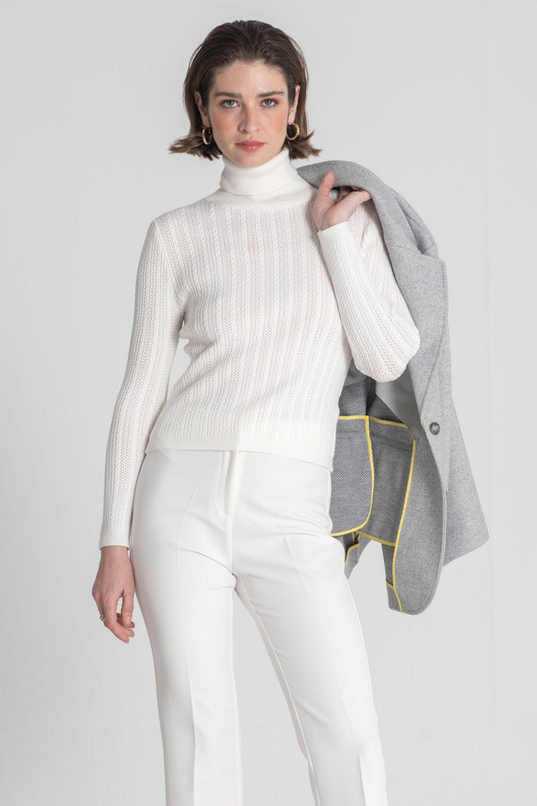 CAMISOLA GOLA ALTA COM EFEITO