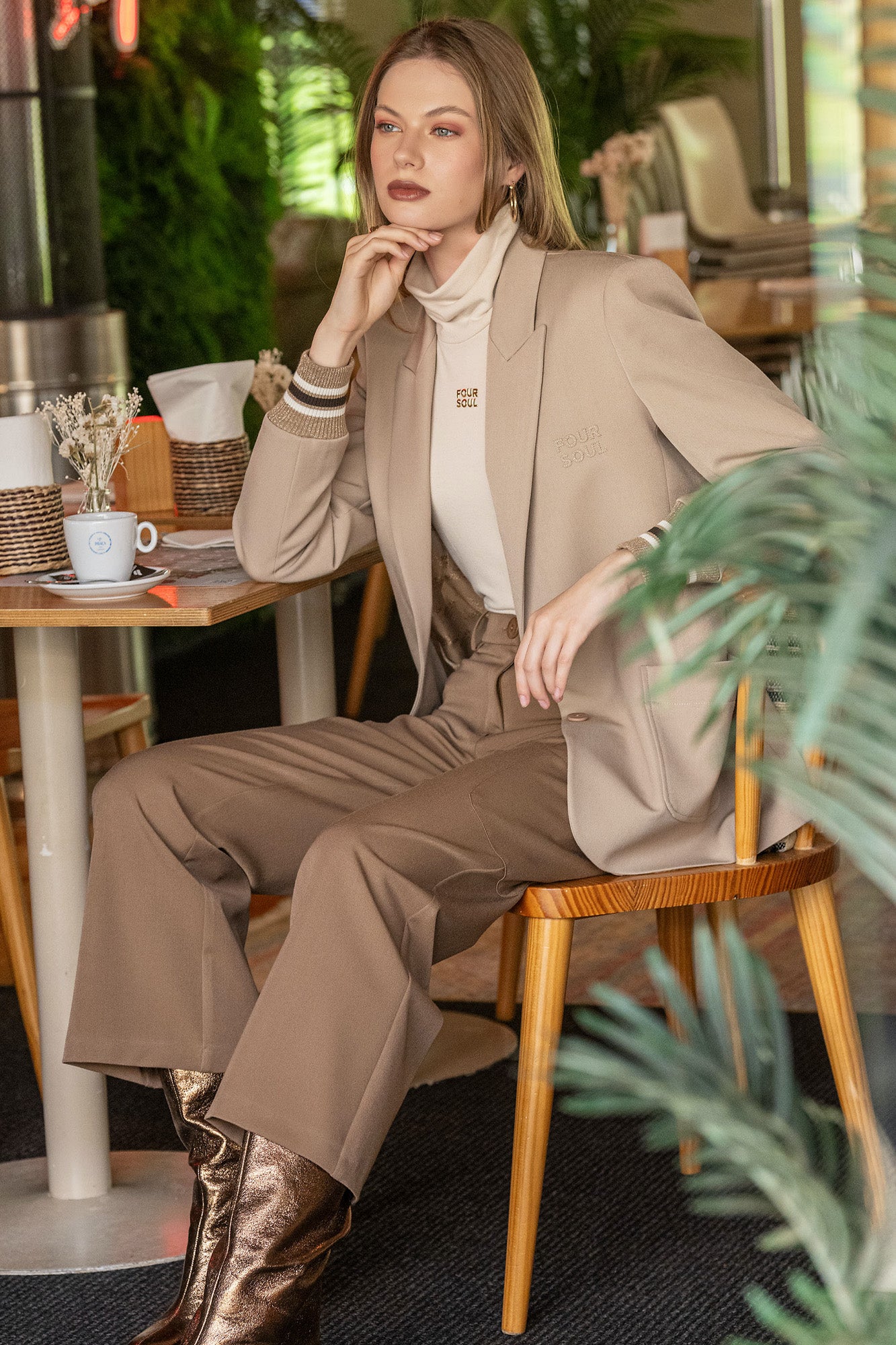 Pantalon pattes d'éléphant
